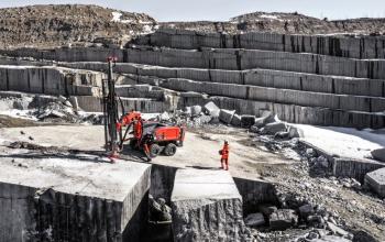 Sandvik представила новую многоцелевую буровую установку Commando™ DC300Ri для строительной отрасли